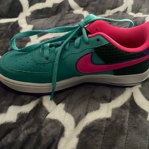 nike shoes size 5